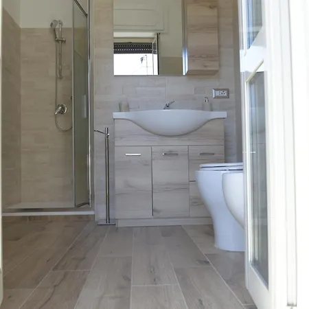 Maximus Vatican House روما