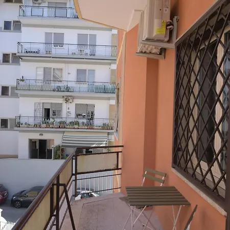 شقة Maximus Vatican House *